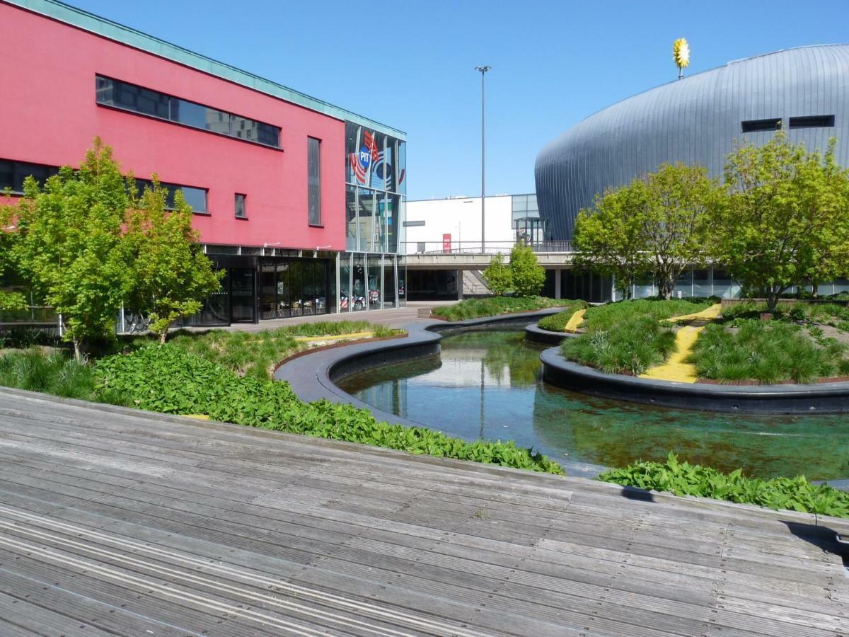 Bij Paul In Almere Eksteriør bilde