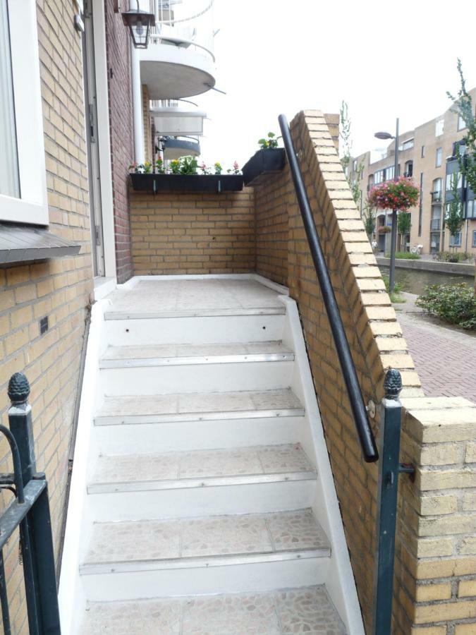 Bij Paul In Almere Eksteriør bilde